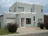Jeffreysbaai / Moeg vir net nog 'n blok bakstene?